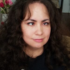 Meet your Posher, Roxanne